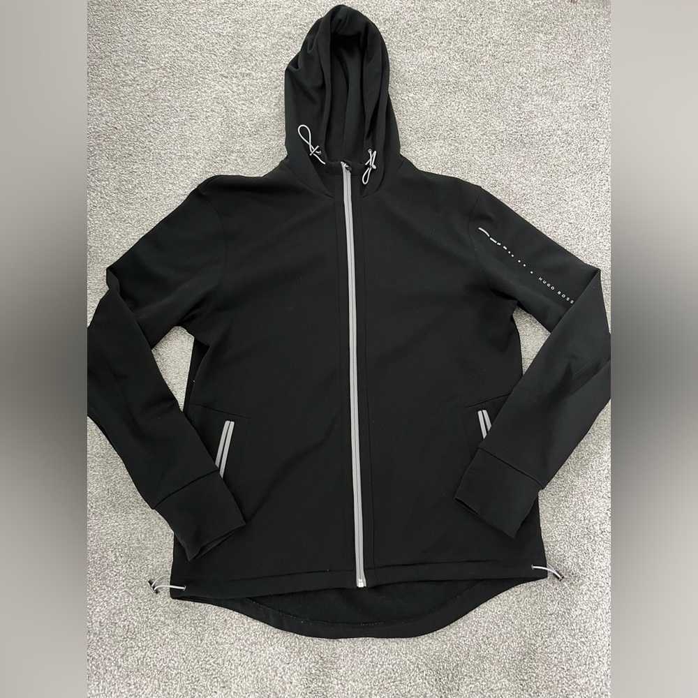 Black Hugo boss size large sweater